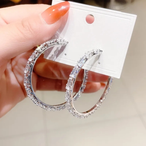 HOT SELLING! 925 Silver & Gold Options White Sapphire Hoop Earrings - Picture 2 of 11